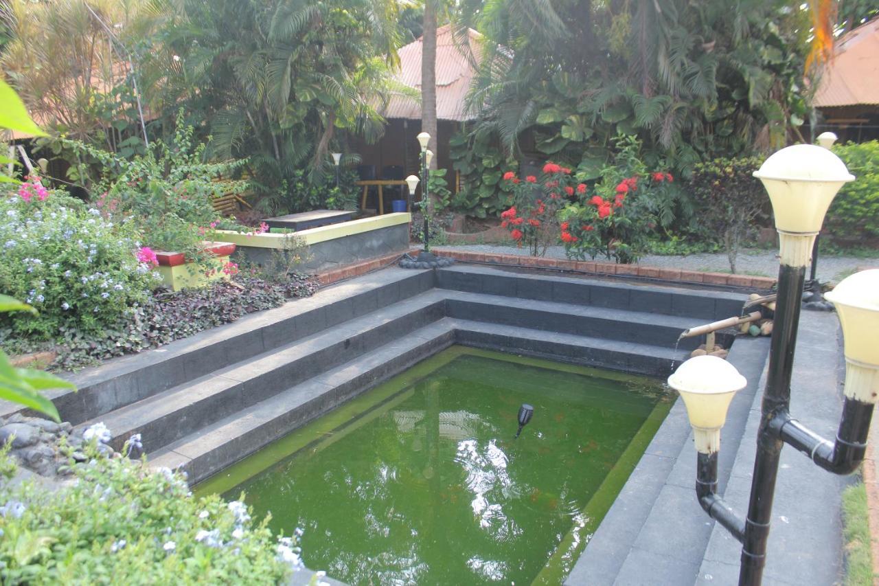Kerala Bamboo House Hotell Varkala Exteriör bild