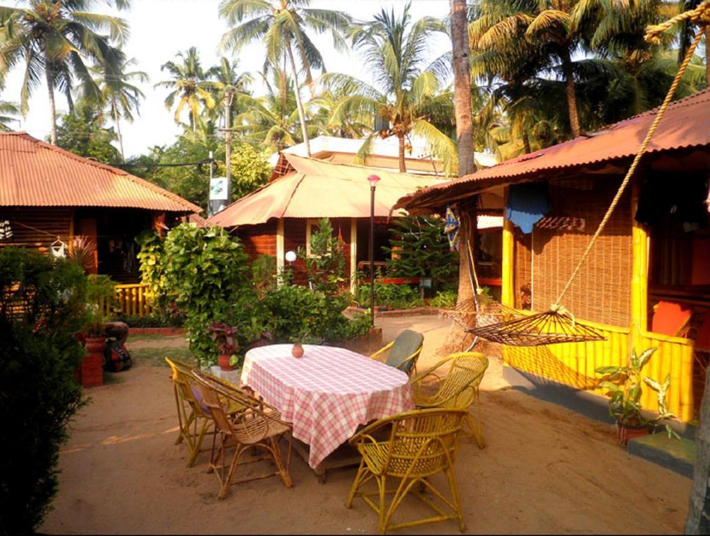 Kerala Bamboo House Hotell Varkala Exteriör bild