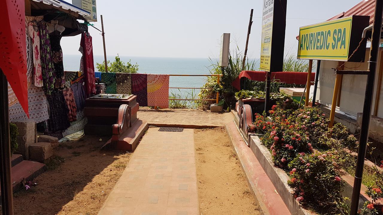 Kerala Bamboo House Hotell Varkala Exteriör bild