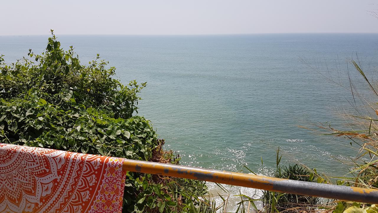 Kerala Bamboo House Hotell Varkala Exteriör bild