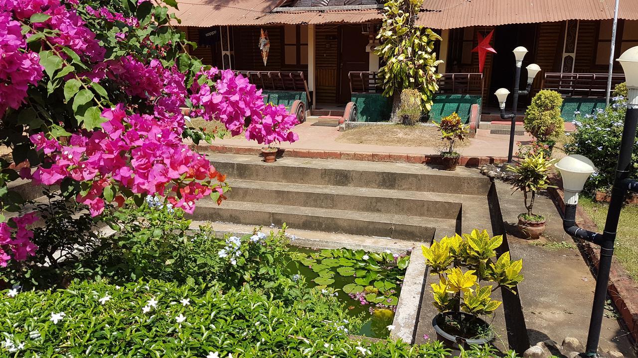 Kerala Bamboo House Hotell Varkala Exteriör bild